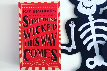 Buch-Tipp zu Halloween: Something Wicked This Way Comes